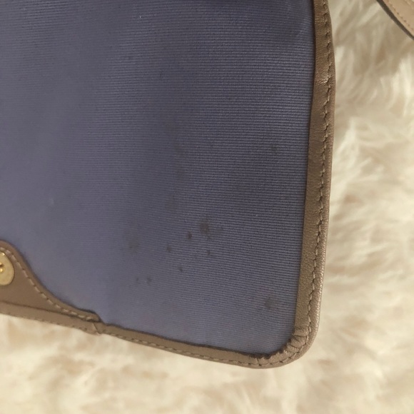 Coach wristlet - Picture 2 of 5